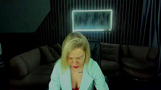 Anna Snows online show from October 12, 5:17 am