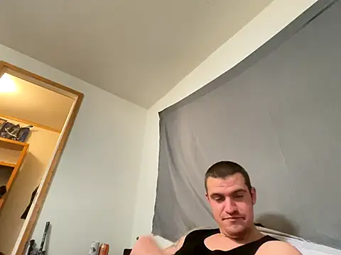 cumitted online show from November 7, 10:15 am