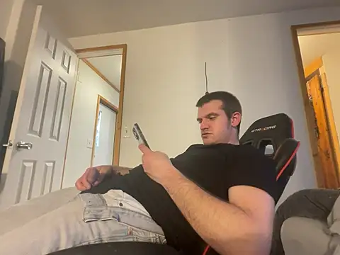 cumitted online show from January 15, 11:30 pm