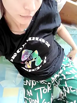 Jenevaonlovex online show from September 18, 10:50 am