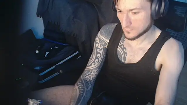 th1  online show from February 21, 1:28 am