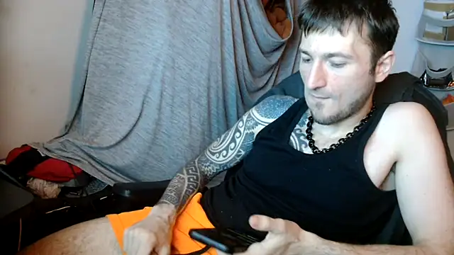 th1  online show from March 30, 9:43 am