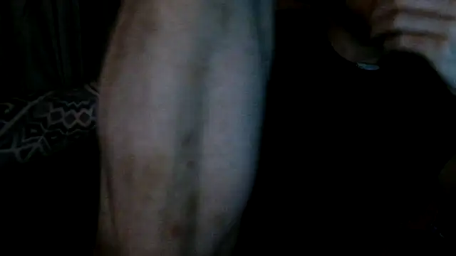 Snapshot of th1_ chatting on April 28, 5:12 am th1 online show from April 28, 5:12 am
