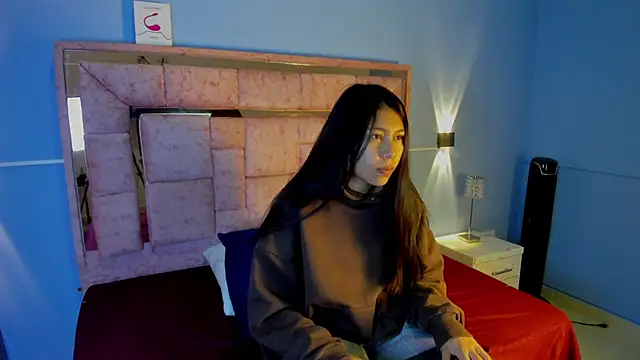 LICKY LOV online show from October 4, 3:04 am