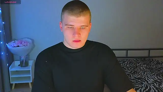 kittenmurr online show from October 30, 5:46 pm