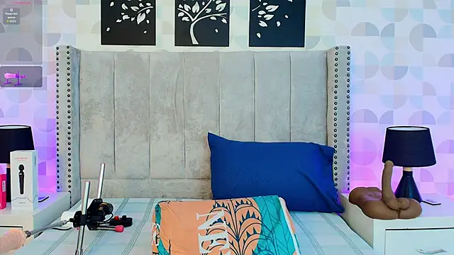 natasha moreno online show from April 1, 1:41 pm