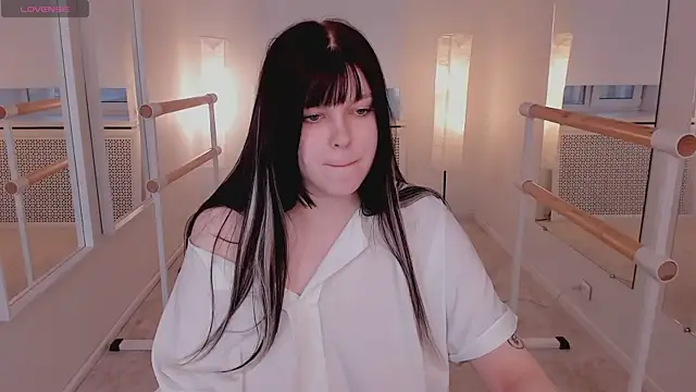 oh my lilith online show from October 4, 5:05 am
