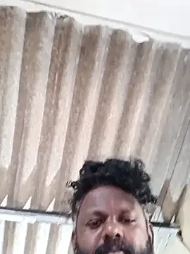 Snapshot of WholeAltimeter25 chatting on October 26, 9:37 am WholeAltimeter25 online show from October 26, 9:37 am