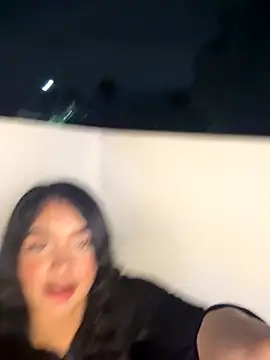 Snapshot of jenn_fit chatting on November 25, 2:33 am jenn fit online show from November 25, 2:33 am