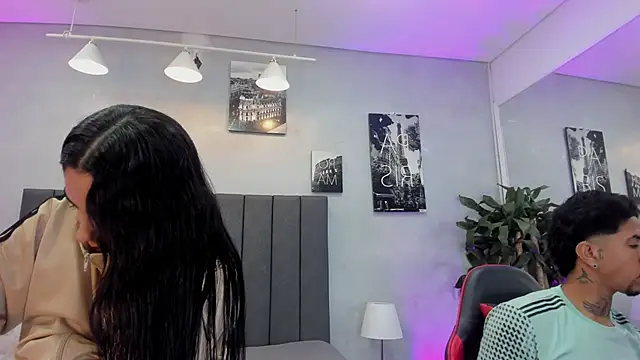 violet and myers online show from November 15, 11:29 am