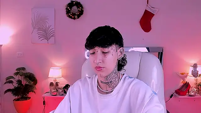 Luci Rose online show from January 16, 2:37 am