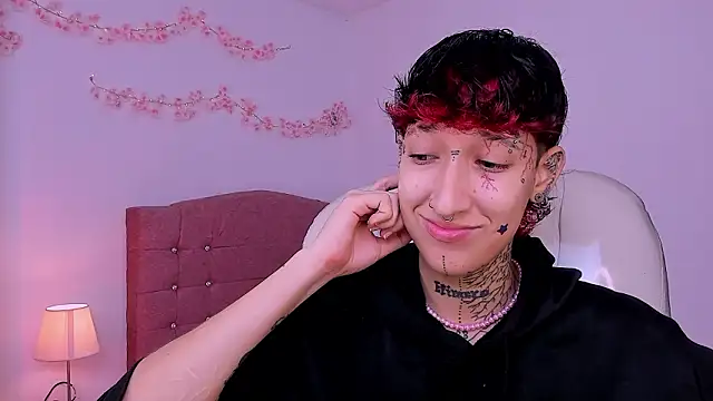 Luci Rose online show from February 20, 2:08 am