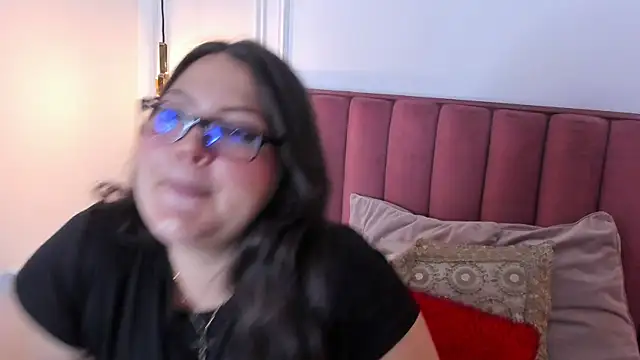 Snapshot of Tessa_Sinclaire chatting on January 9, 1:41 am Tessa Sinclaire online show from January 9, 1:41 am