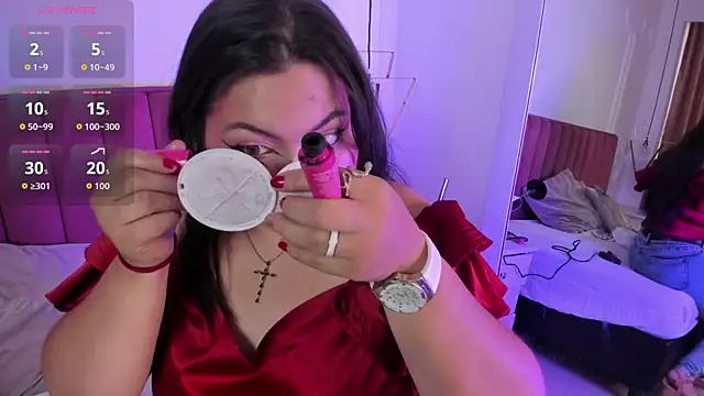 Snapshot of Tessa_Sinclaire chatting on February 28, 9:05 pm Tessa Sinclaire online show from February 28, 9:05 pm