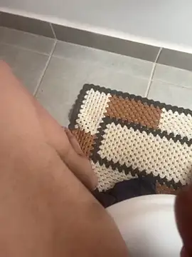 Snapshot of Ccffffjjik chatting on November 7, 1:11 pm Ccffffjjik online show from November 7, 1:11 pm