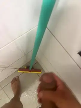 Snapshot of Ccffffjjik chatting on December 4, 7:50 am Ccffffjjik online show from December 4, 7:50 am