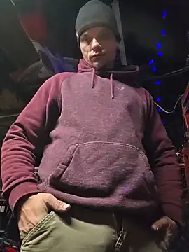 twistafatpipe online show from December 5, 10:13 am