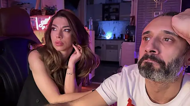 Secret Lovers1 online show from January 17, 10:35 pm