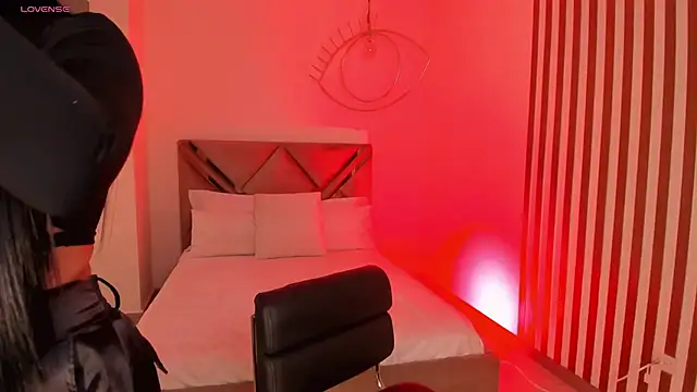 AyshelBrown online show from January 9, 4:15 am