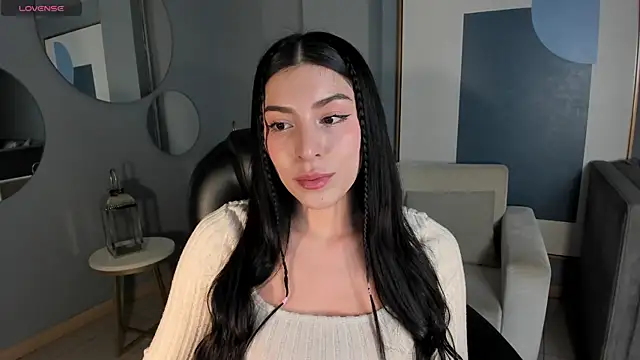 Snapshot of MaddisonTaylor1 chatting on June 8, 7:14 pm MaddisonTaylor1 online show from June 8, 7:14 pm