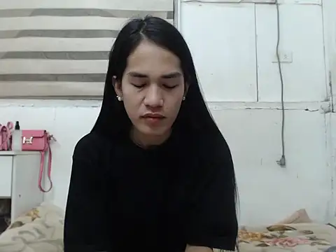 Snapshot of Princeian1998 chatting on February 17, 1:51 pm Princeian1998 online show from February 17, 1:51 pm