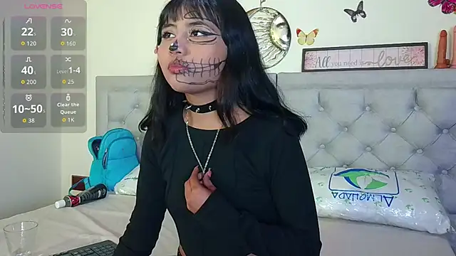 Snapshot of NubesNubladas chatting on October 25, 4:09 am NubesNubladas online show from October 25, 4:09 am