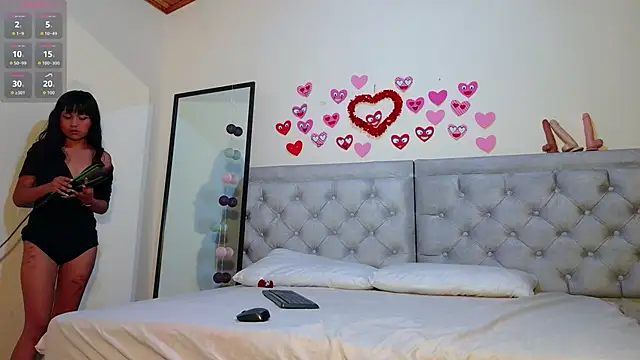 Snapshot of NubesNubladas chatting on February 19, 3:24 am NubesNubladas online show from February 19, 3:24 am