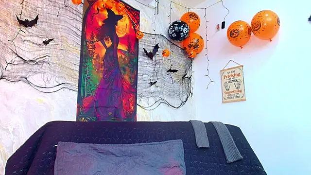 Vero Temptation online show from October 28, 3:10 am