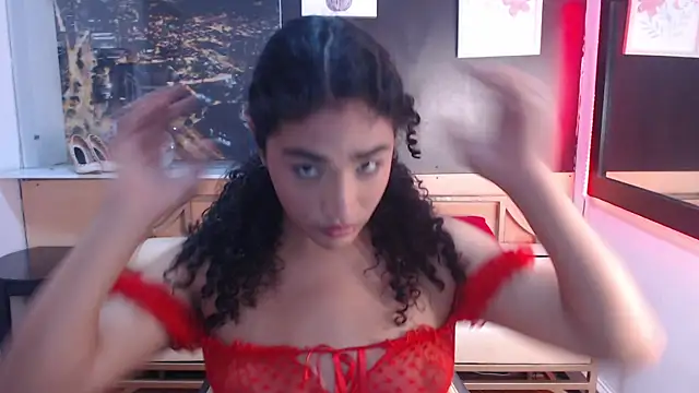 emiily smith1 online show from September 13, 7:13 pm