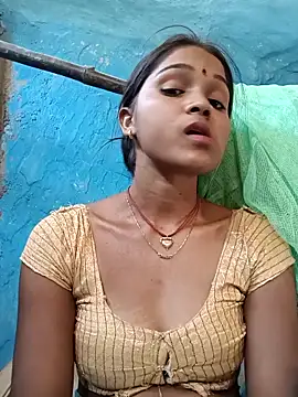 Snapshot of Harini_Gautam chatting on April 12, 7:24 am Harini Gautam online show from April 12, 7:24 am