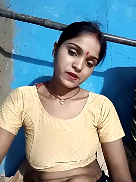 Snapshot of Harini_Gautam chatting on April 28, 4:34 pm Harini Gautam online show from April 28, 4:34 pm