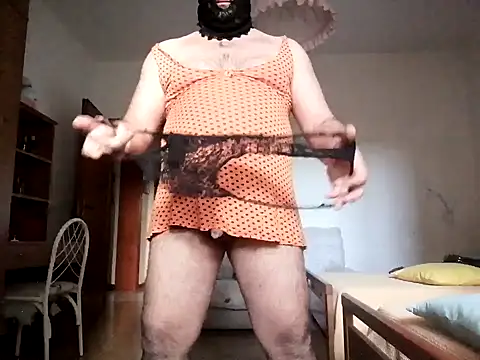 Snapshot of anu30 chatting on November 14, 12:48 pm anu30 online show from November 14, 12:48 pm