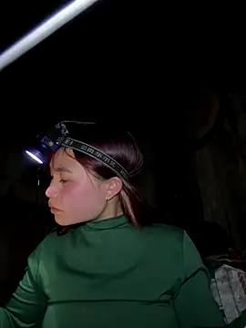 EllyBaby20 online show from December 22, 1:30 pm