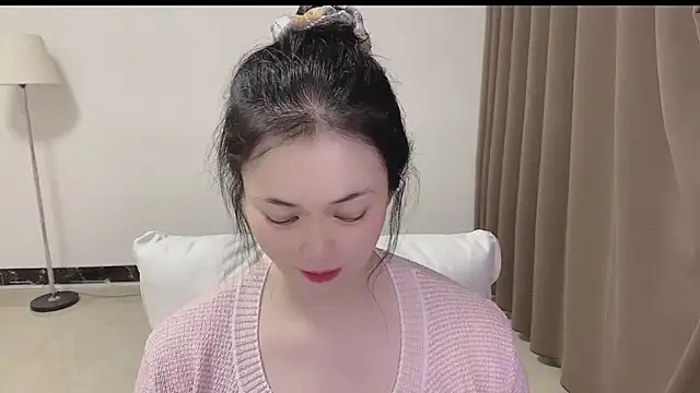 Snapshot of zora-168 chatting on October 20, 3:12 pm zora-168 online show from October 20, 3:12 pm