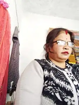 Snapshot of Bhavna_hot chatting on November 28, 8:06 am Bhavna hot online show from November 28, 8:06 am