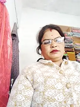 Snapshot of Bhavna_hot chatting on December 5, 8:23 am Bhavna hot online show from December 5, 8:23 am