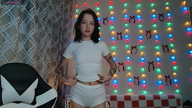 DemiWildcat online show from December 18, 11:38 am