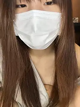 Snapshot of natsumiii chatting on September 21, 2:24 am natsumiii online show from September 21, 2:24 am