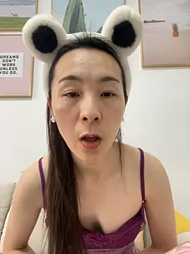 manmanyu520 online show from December 5, 2:53 am