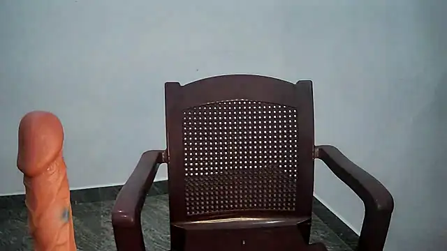 Minu Cam online show from April 2, 7:44 pm