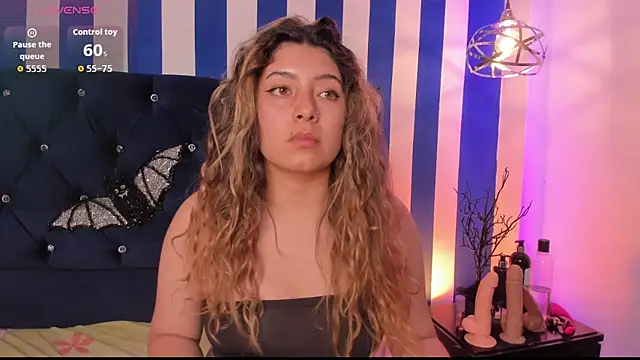 valeria rouse28 online show from October 29, 5:47 pm