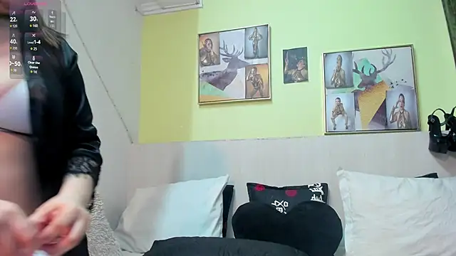 AtheneaArbelaez  online show from December 17, 8:04 pm