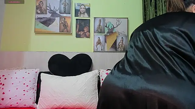 AtheneaArbelaez  online show from January 10, 3:41 am