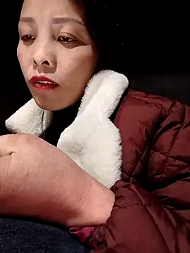 Snapshot of Sinejdk3 chatting on February 1, 9:19 am Sinejdk3 online show from February 1, 9:19 am