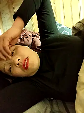 Snapshot of Sinejdk3 chatting on February 1, 9:24 pm Sinejdk3 online show from February 1, 9:24 pm