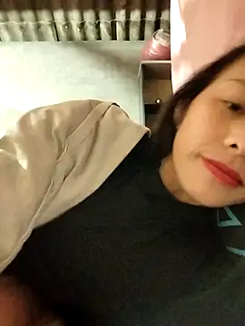 Snapshot of Sinejdk3 chatting on February 3, 10:15 pm Sinejdk3 online show from February 3, 10:15 pm