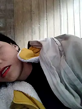 Snapshot of Sinejdk3 chatting on February 8, 12:58 am Sinejdk3 online show from February 8, 12:58 am