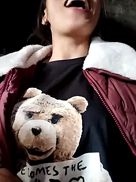 Snapshot of Sinejdk3 chatting on February 15, 8:02 am Sinejdk3 online show from February 15, 8:02 am