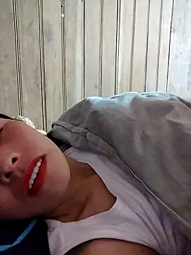 Snapshot of Sinejdk3 chatting on February 17, 10:38 pm Sinejdk3 online show from February 17, 10:38 pm