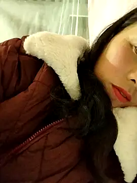 Snapshot of Sinejdk3 chatting on February 25, 9:35 pm Sinejdk3 online show from February 25, 9:35 pm